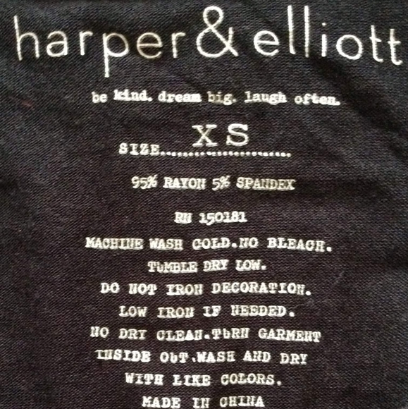harper & ellioit* (XS) GIRLS GRAPHIC Print SHIRT. - Picture 3 of 4